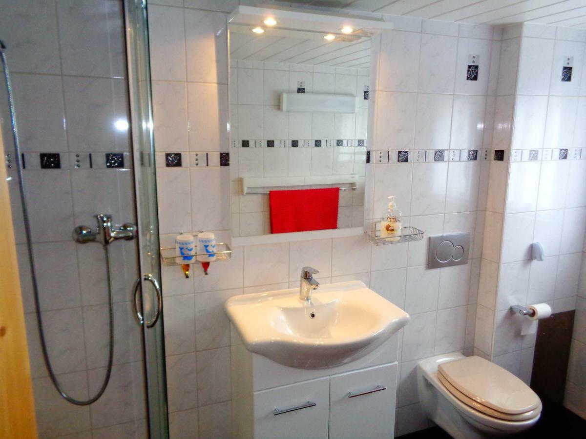 Haya Apartment Naters Екстериор снимка
