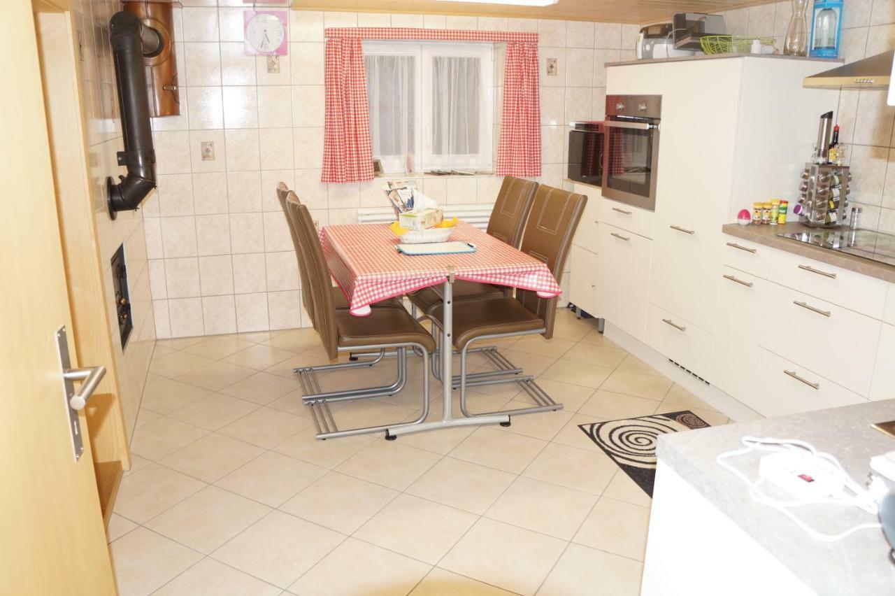Haya Apartment Naters Екстериор снимка